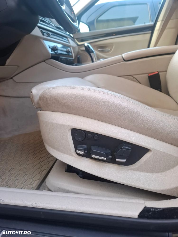 BMW Seria 5 530d xDrive Aut. - 11