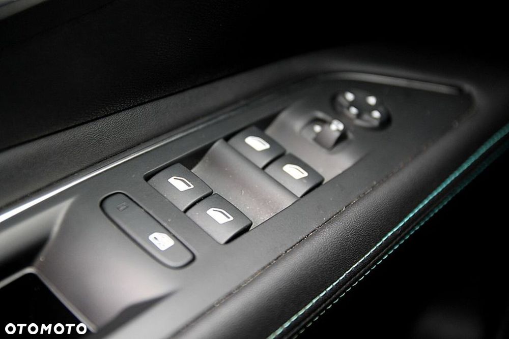 Peugeot 3008 1.2 PureTech Allure Pack S&S EAT8 - 27