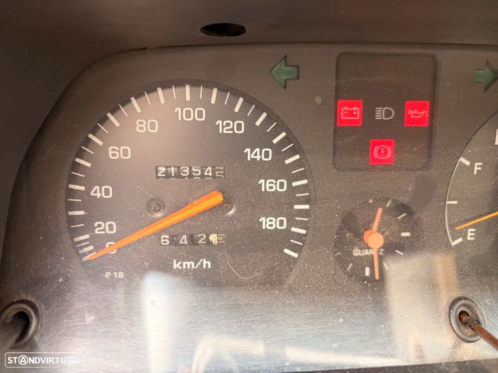 Toyota Starlet 1.0 - 6