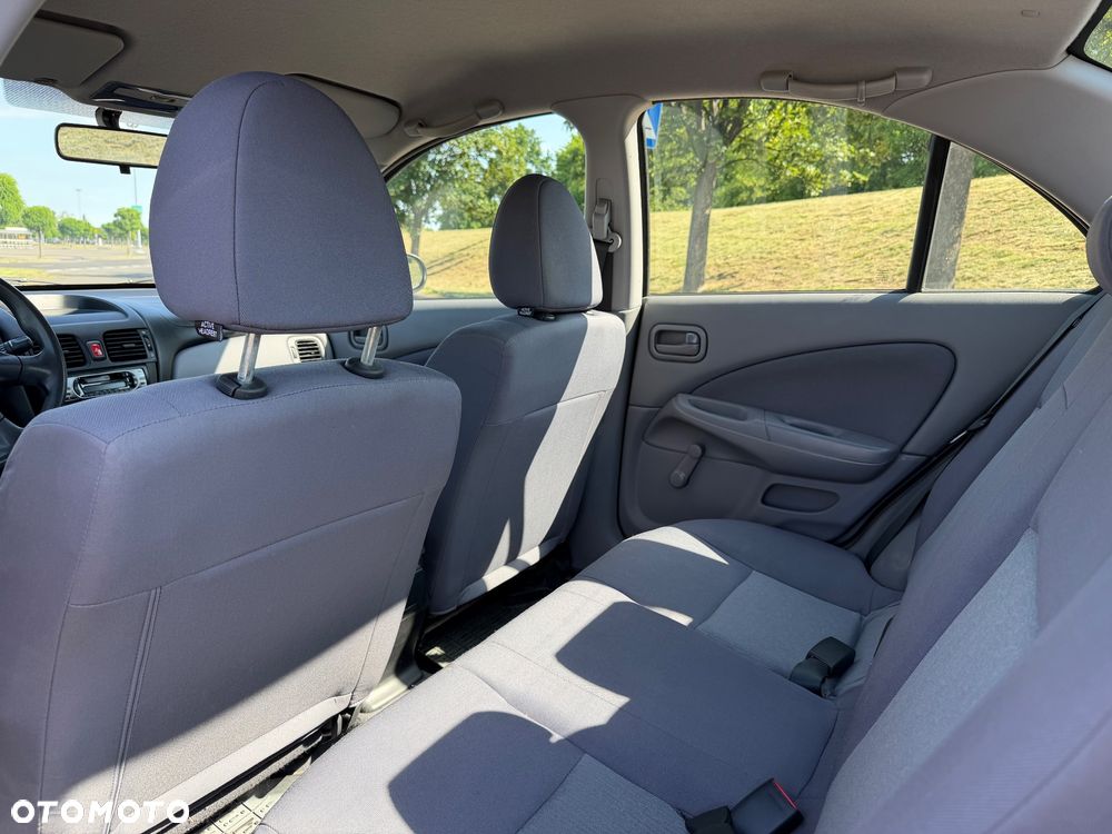 Nissan Almera 1.5 Acenta - 16