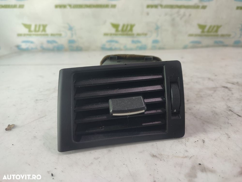 Grila bord ventilatie 8e0820901f Audi A4 B7 [2004 - 2008] 1.9 tdi BRB - 1