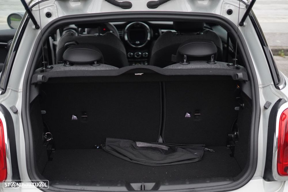 MINI 3 Portas Cooper SE - 12