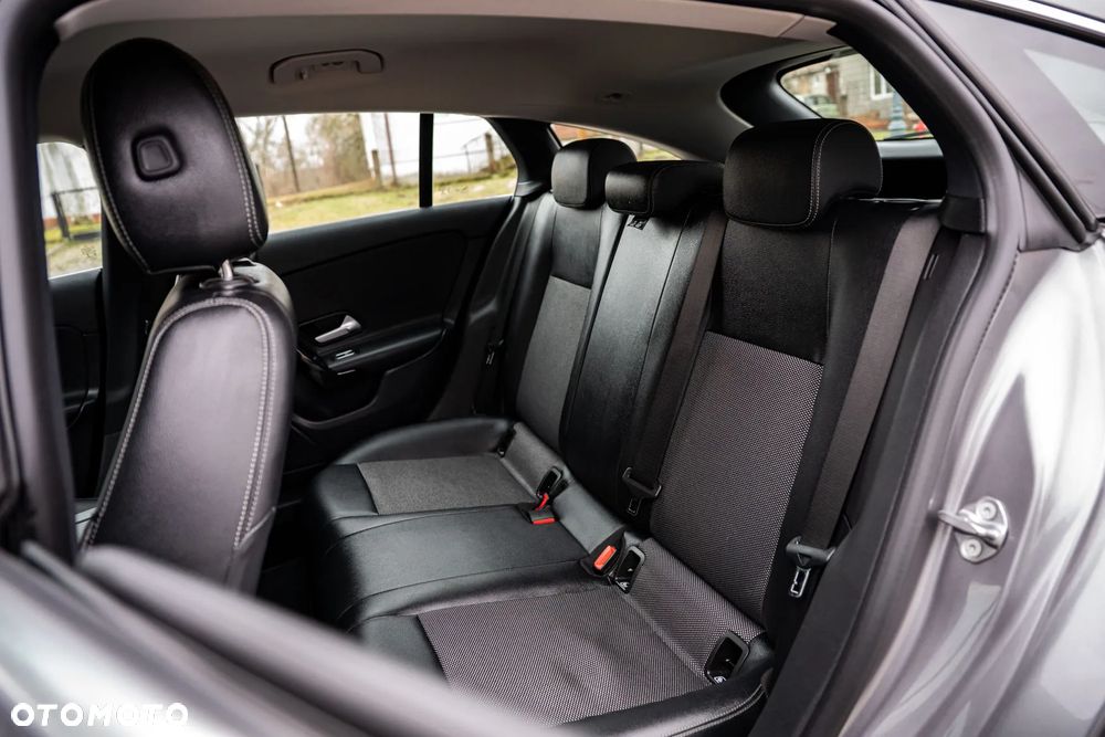Mercedes-Benz CLA 180 d 7G-DCT Edition 2020 - 21