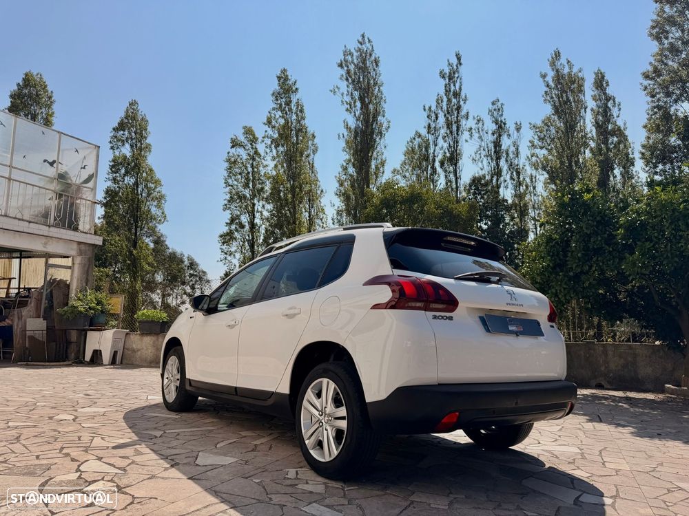 Peugeot 2008 1.2 PureTech Style - 16