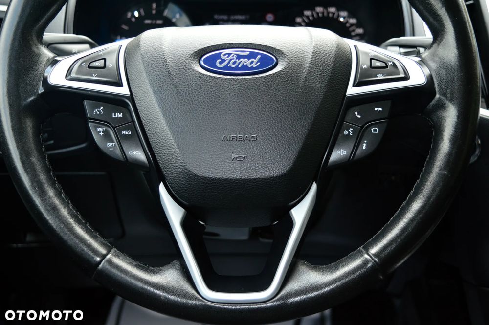 Ford S-Max - 19
