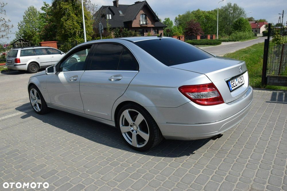 Mercedes-Benz Klasa C - 16