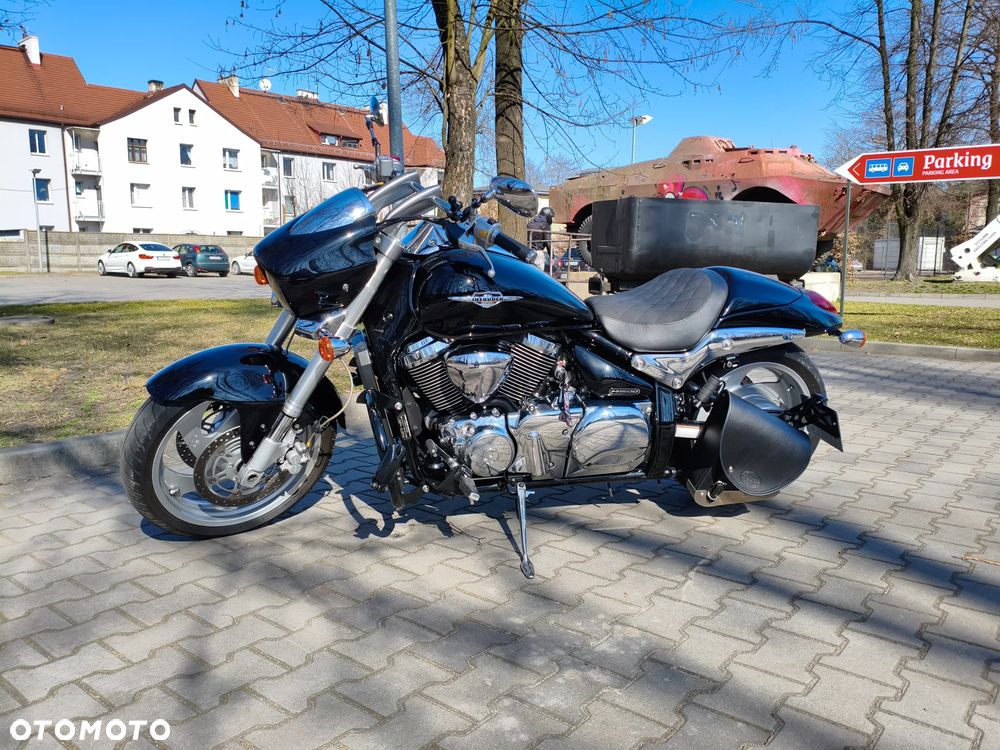 Suzuki Intruder - 9