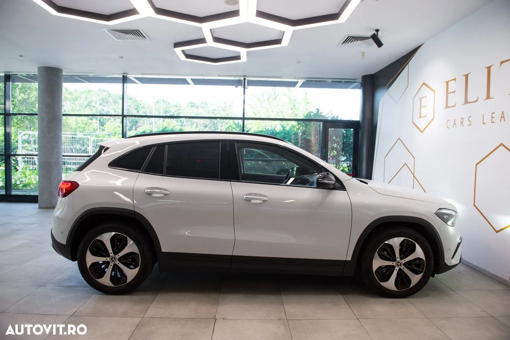 Mercedes-Benz GLA 200 d 8G-DCT Progressive - 10