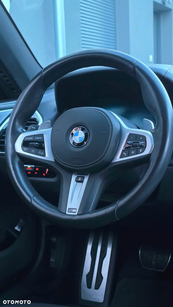 BMW Seria 8 840i - 20