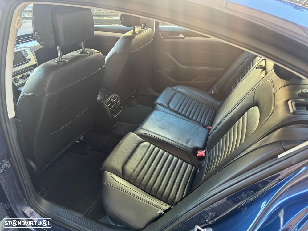 VW Passat 1.6 TDI Highline DSG - 6