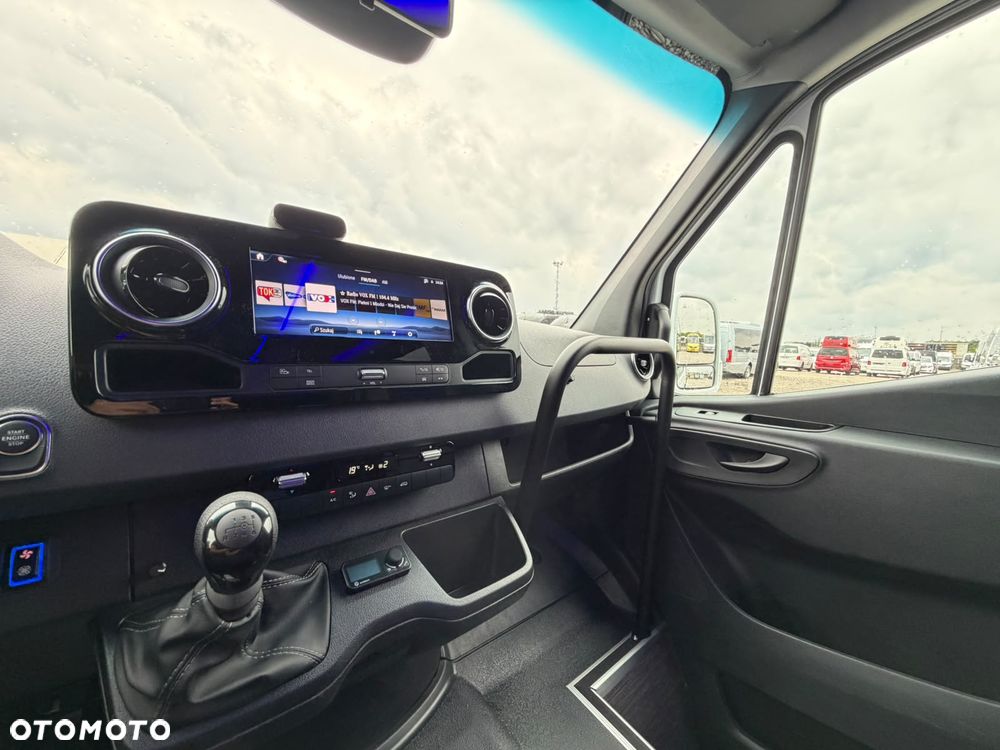 Mercedes-Benz Sprinter 517 - 15