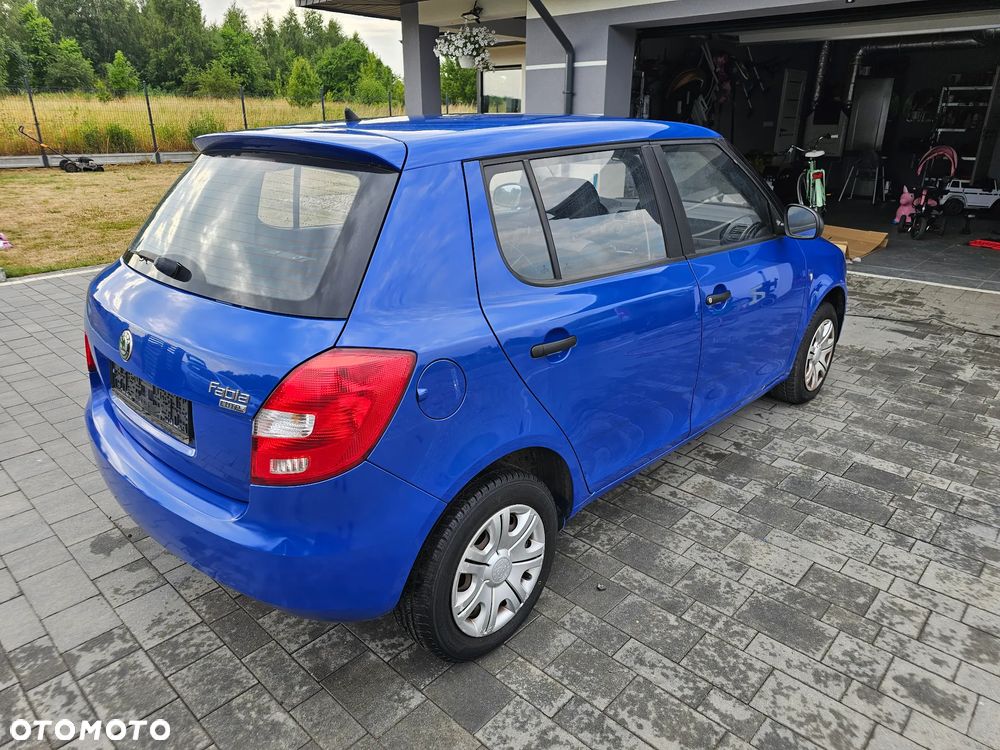 Skoda Fabia - 8