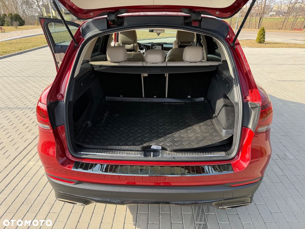 Mercedes-Benz GLC - 26