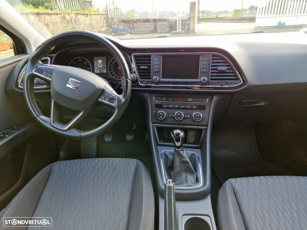 SEAT Leon ST 2.0 TDI DPF Style - 9