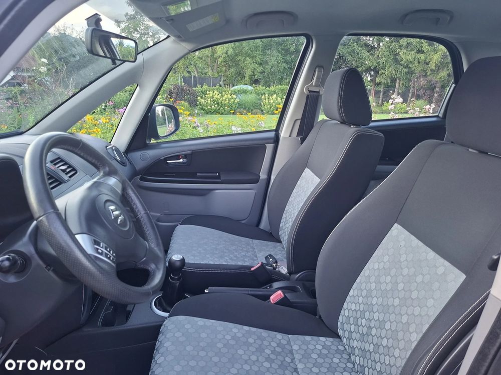 Suzuki SX4 - 14