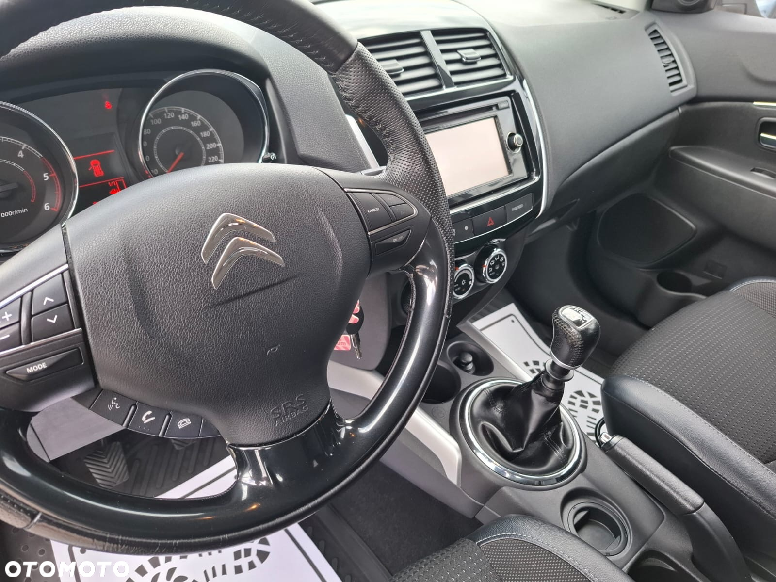 Citroën C4 Aircross 1.6 HDi STT 4x2 Exclusive - 18