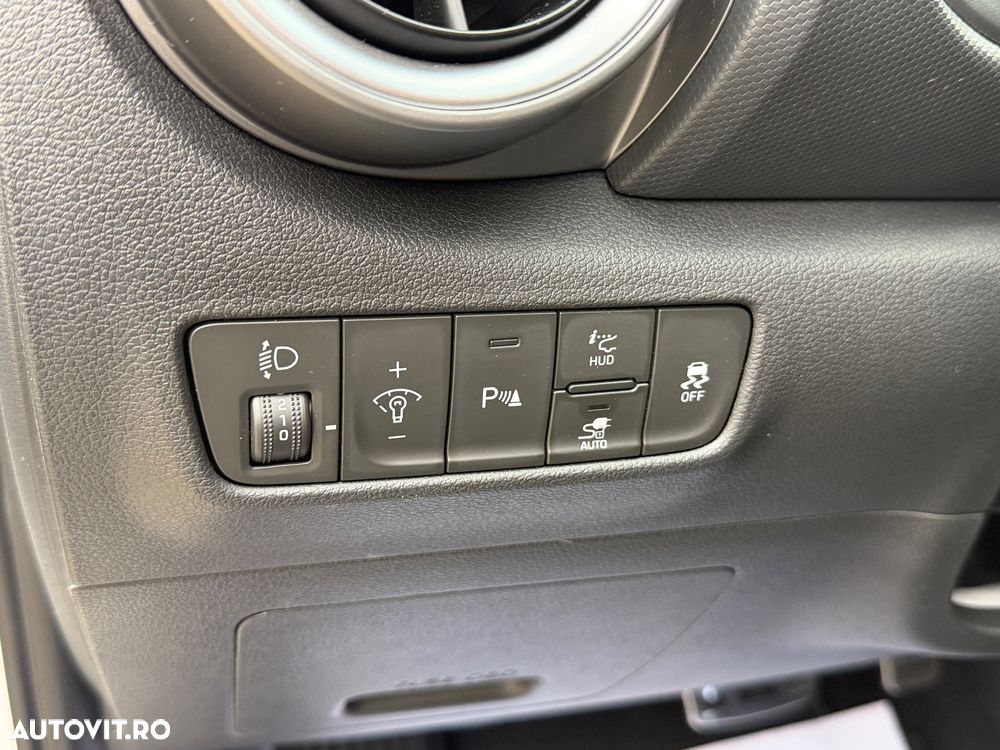 Hyundai KONA BEV 204 CP 64.8 kWh Luxury - 30