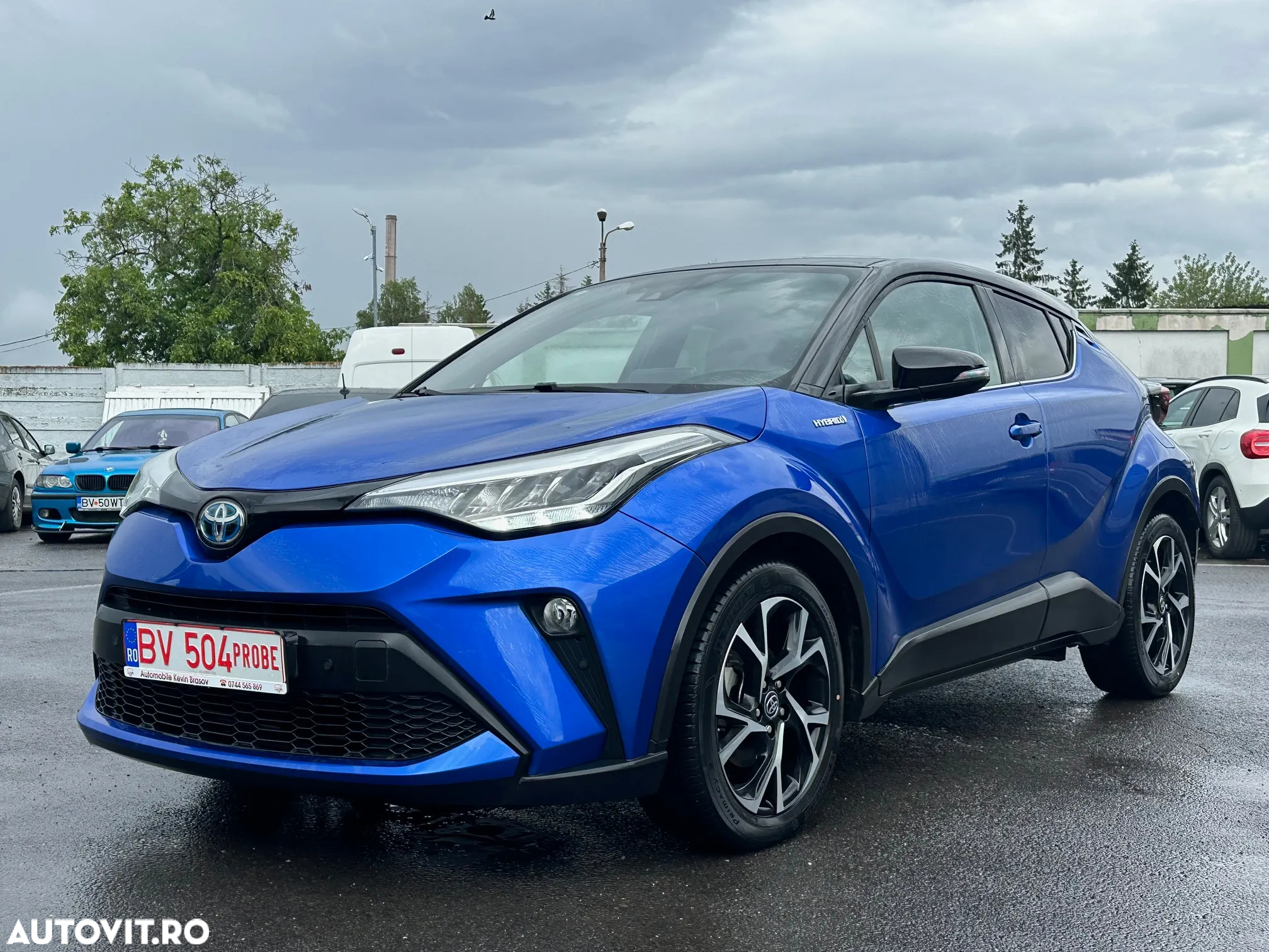 Toyota C-HR 2.0 HSD 184 CP 4x2 CVT Classy Bi-Tone - 19