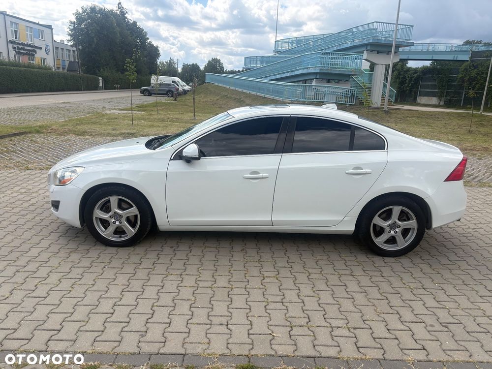 Volvo S60 2.5 T5 - 2