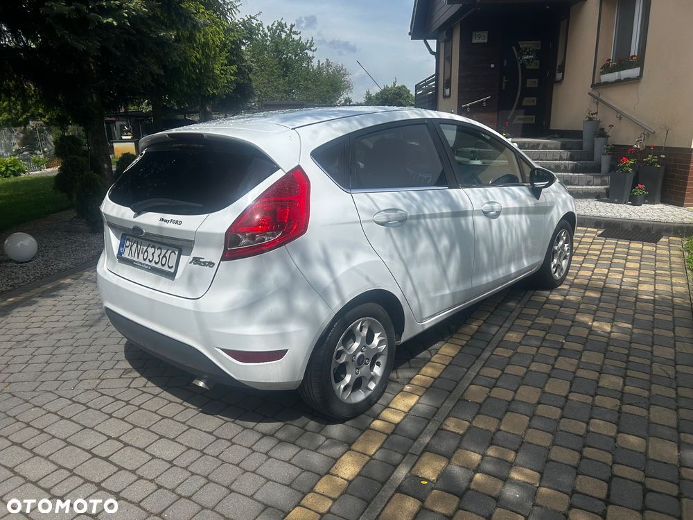 Ford Fiesta 1.6 TDCi Titanium - 5