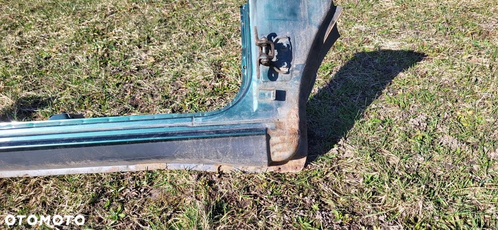 Nissan Terrano II 3D Próg Lewy Prawy - 7