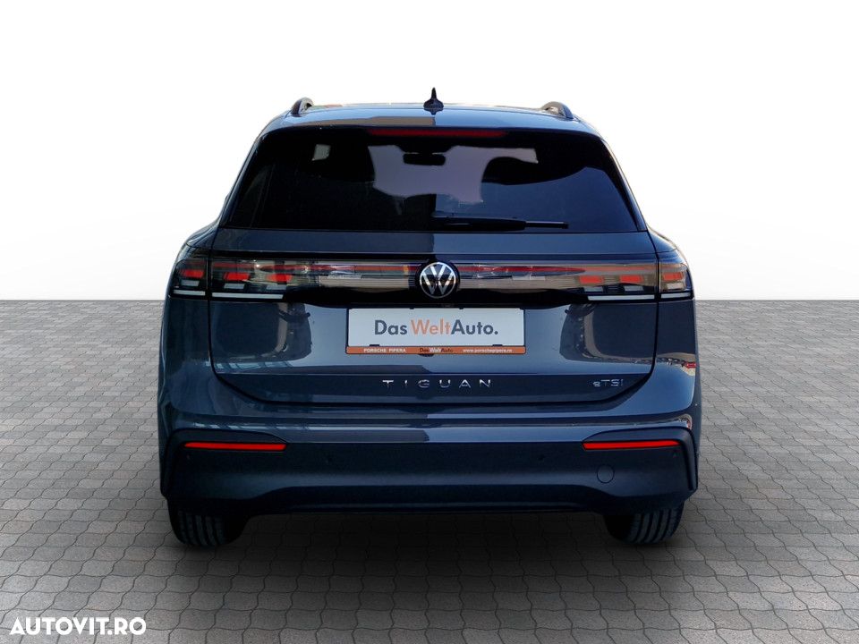 Volkswagen Tiguan - 9
