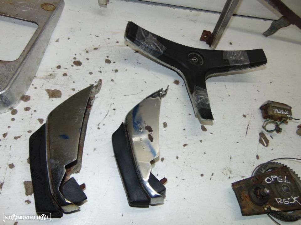 Opel Rekord C aro da porta do condutor - 8