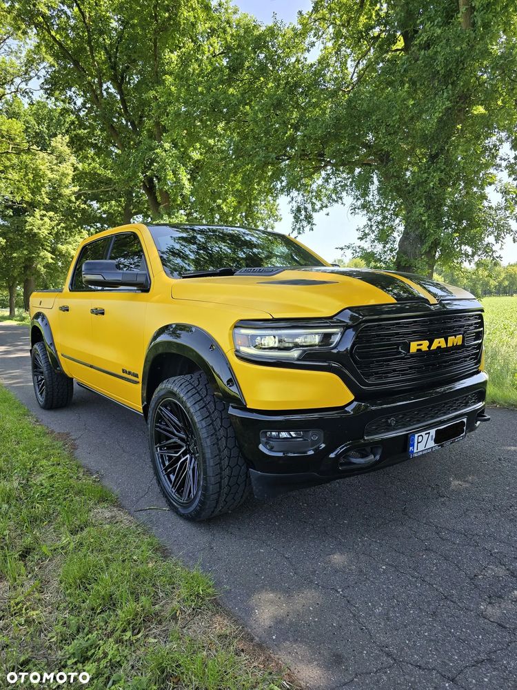 RAM 1500 Crew Cab Shortbed Limited - 1