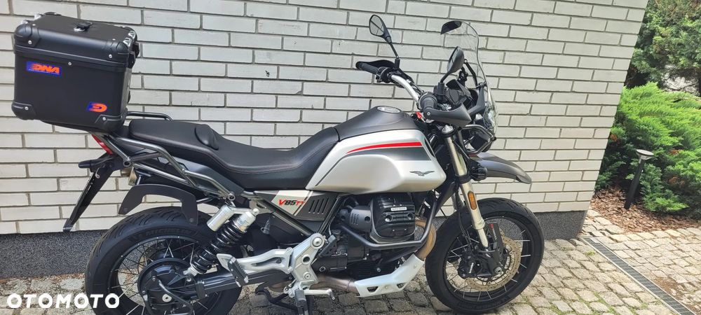 Moto Guzzi V85 - 5