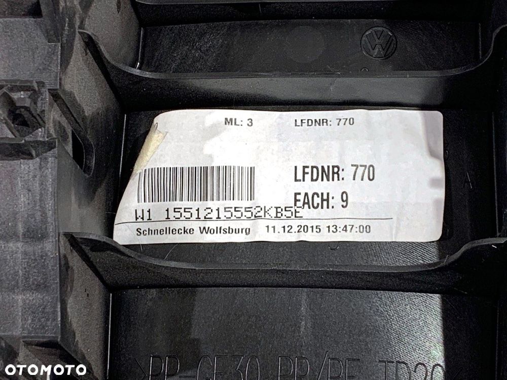 PODŁOKIETNIK  VW GOLF VII (5G1, BQ1, BE1, BE2) 2012 - 2022 e-Golf 85 kW [115 KM] elektryczny 2014 - - 6