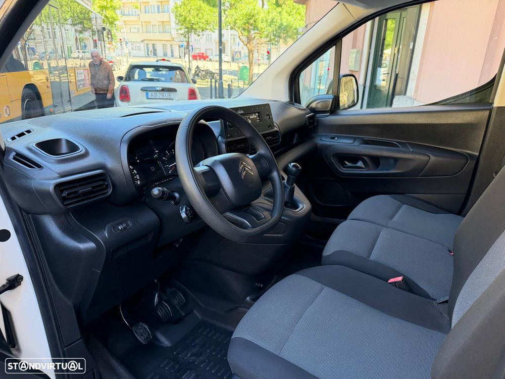 Citroën BERLINGO 1.6 HDI - 17