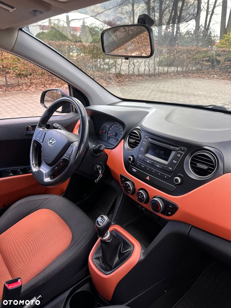 Hyundai i10 1.2 Passion - 27