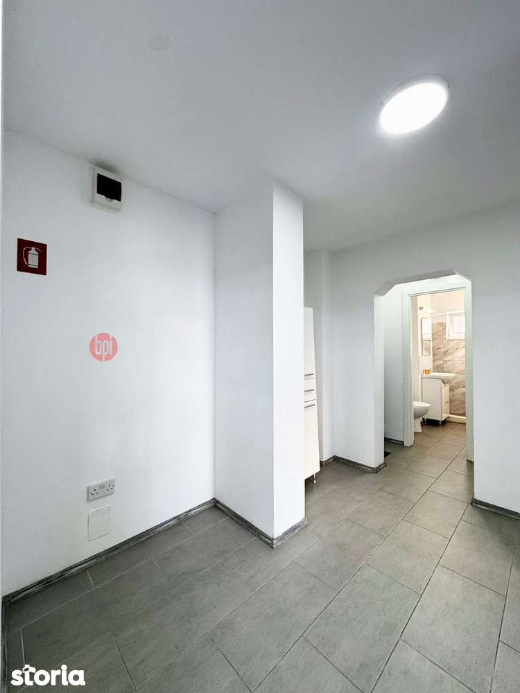 SE INCHIRIAZA 2 Spatii comerciale (separat sau impreuna) in Falticeni - Imagine principală: 5/15