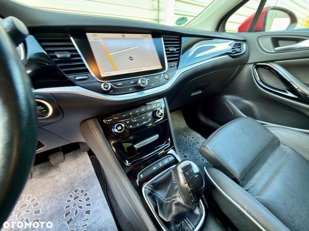Opel Astra 1.6 Turbo Start/Stop Innovation - 9