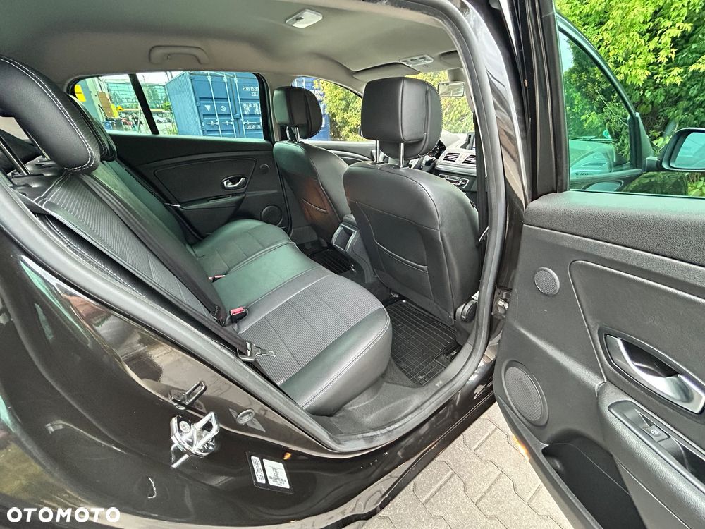Renault Megane 1.9 dCi Privilege - 19
