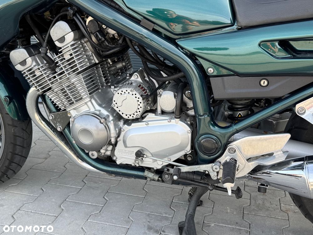 Yamaha XJ - 18