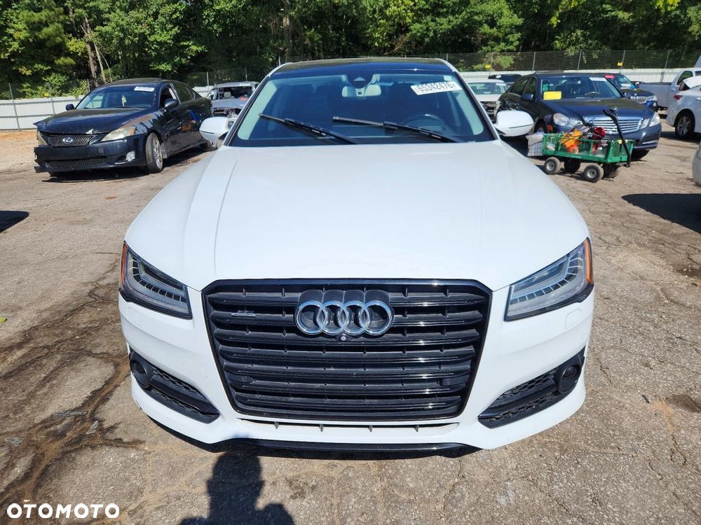 Audi A8 4.0 TFSI L Quattro - 2