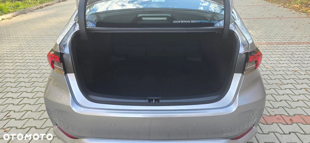 Toyota Corolla 1.8 Hybrid Comfort - 10