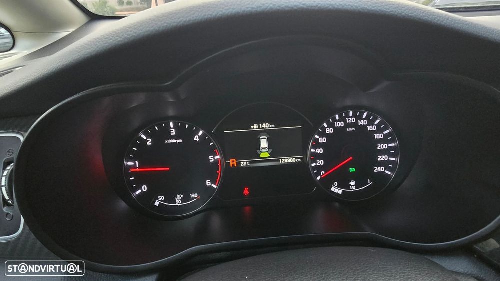 Kia Carens 1.7 CRDi ISG TX Aut. - 30