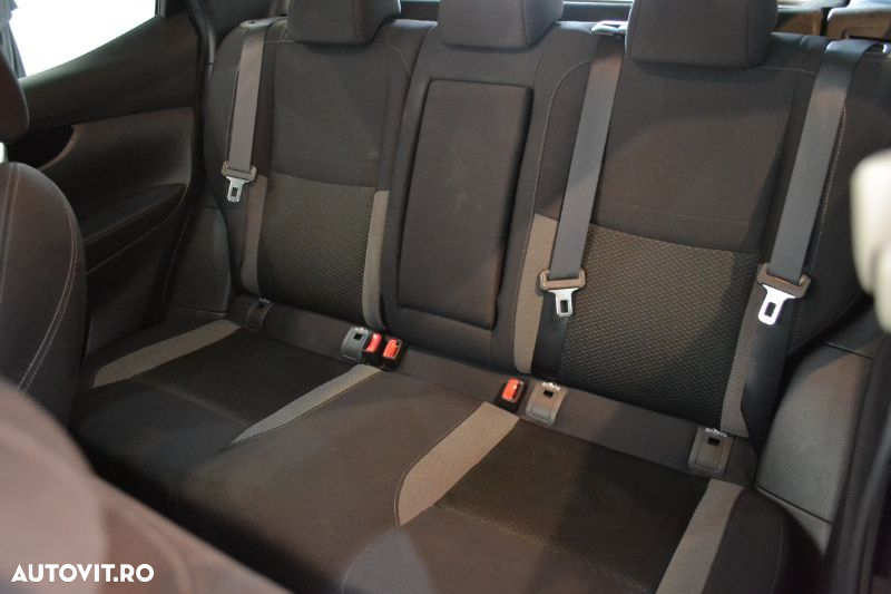 Nissan Qashqai - 13