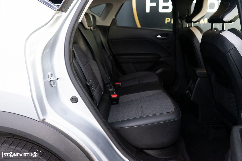 Renault Captur 1.0 TCe Techno Bi-Fuel - 42