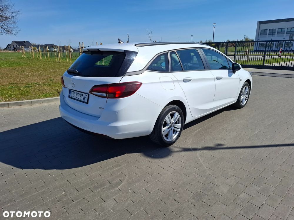 Opel Astra 1.6 CDTI Dynamic - 5