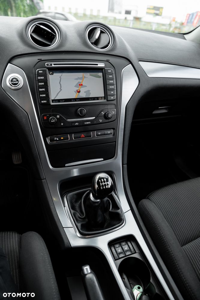 Ford Mondeo SW 2.2 TDCi Trend - 36