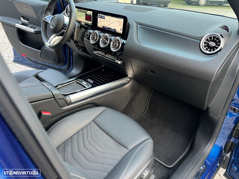 Mercedes-Benz EQA 300 4Matic - 29