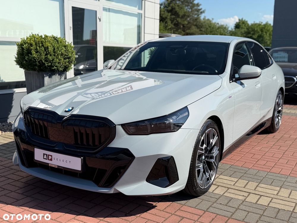 BMW Seria 5 520d xDrive mHEV M Sport - 7