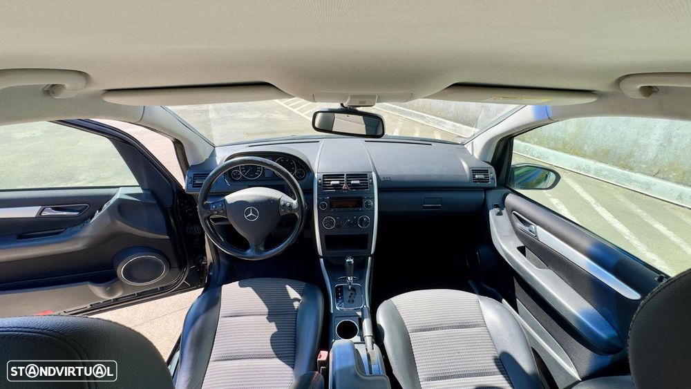 Mercedes-Benz A 150 Avantgarde Automatic - 8