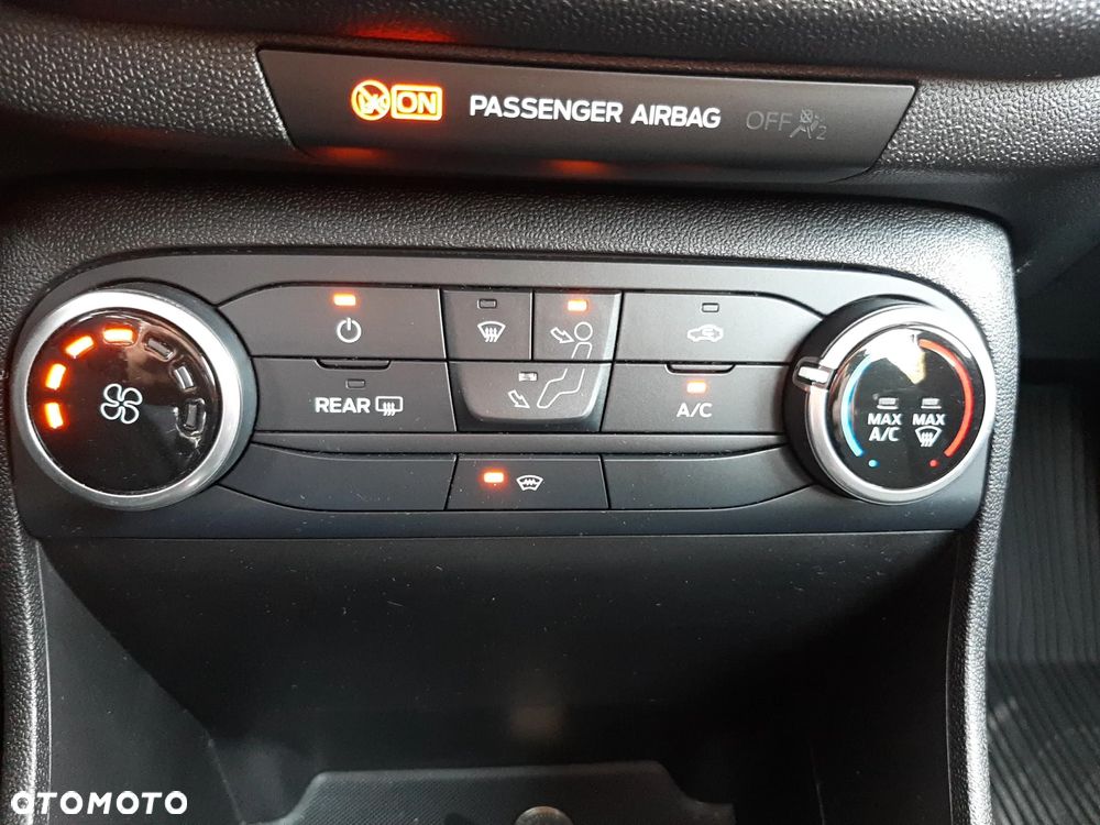 Ford Fiesta 1.1 Trend - 25