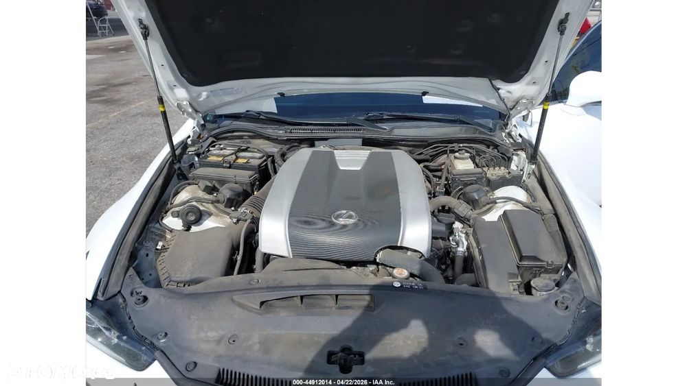 Lexus IS - 13