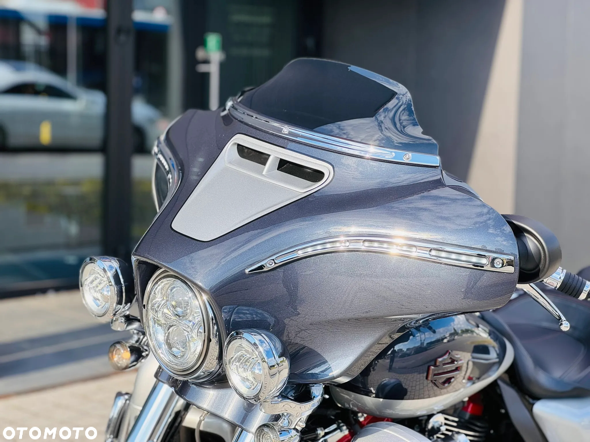 Harley-Davidson Touring Street Glide - 22