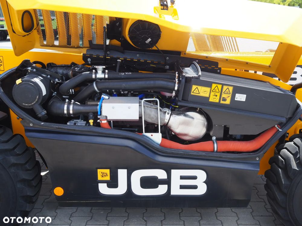 JCB 525-60 Hi-ViZ - 13